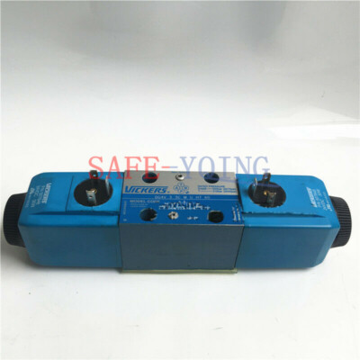 ONE VICKERS valve DG4V-3-3C-M-U-H7-60 DG4V33CMUH760 DG4V 3 3C M U H7 60