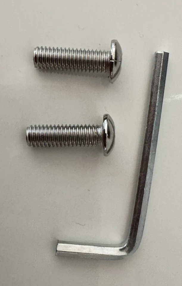 Portabotellas para bicicleta con compartimento oculto AirTag. Foto 3 de 4