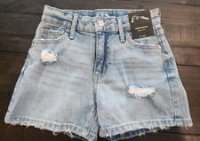 Art Class Size M 8 Relaxed Shorts High Rise Light Wash Distressed Denim