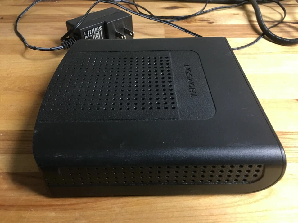 Thomson DCM475 DOCSIS 3.0 Cable Modem Working Pull - Image 3 of 4