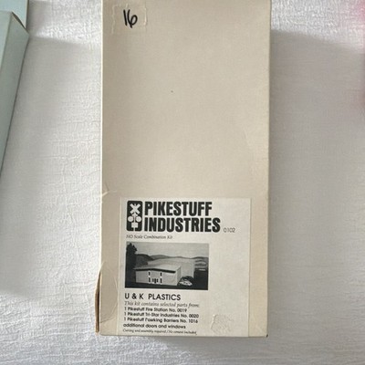 Pikestuff Industries HO 1:87 Plastic Industrial Building Kit Not Painted 0102