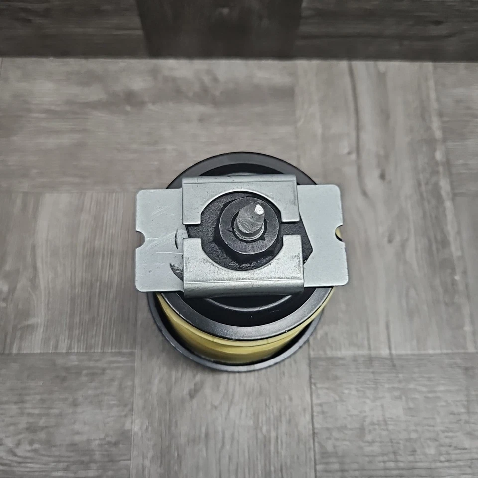 Kit de montaje de carrocería trasera central Dorman 924-066 para camioneta Ford F250 F350 F450 F550 Foto 2 de 3