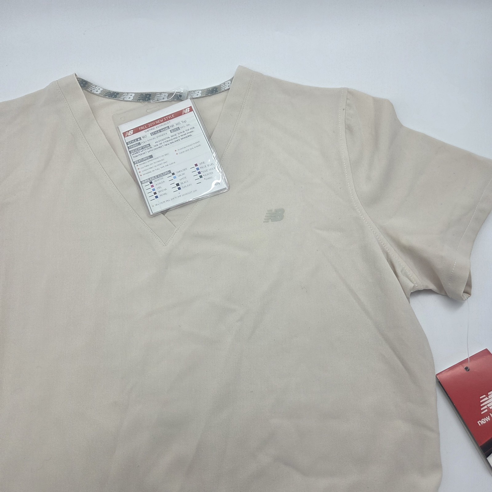 New Balance NB 365 Women’s Scrub Top Khaki Sample Prototype Style 160 Poly Rayon thumbnail 4