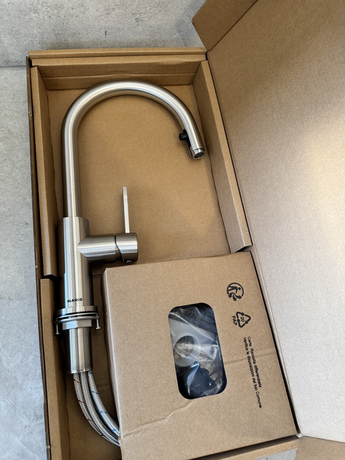Blanco Candor-S Brushed Stainless Steel Kitchen Tap with Pull-out Hose 523121