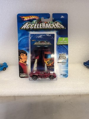 Hot Wheels Acceleracers w/ 3 cards Hollowback New 2004 metal maniacs Crease