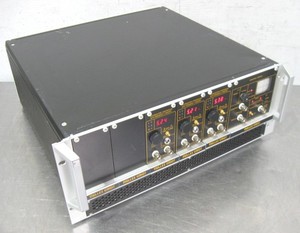 C202520 Melles Griot 17MMR001 Nanotrak 17MNA001 (3) Piezoelectric Controller MPZ
