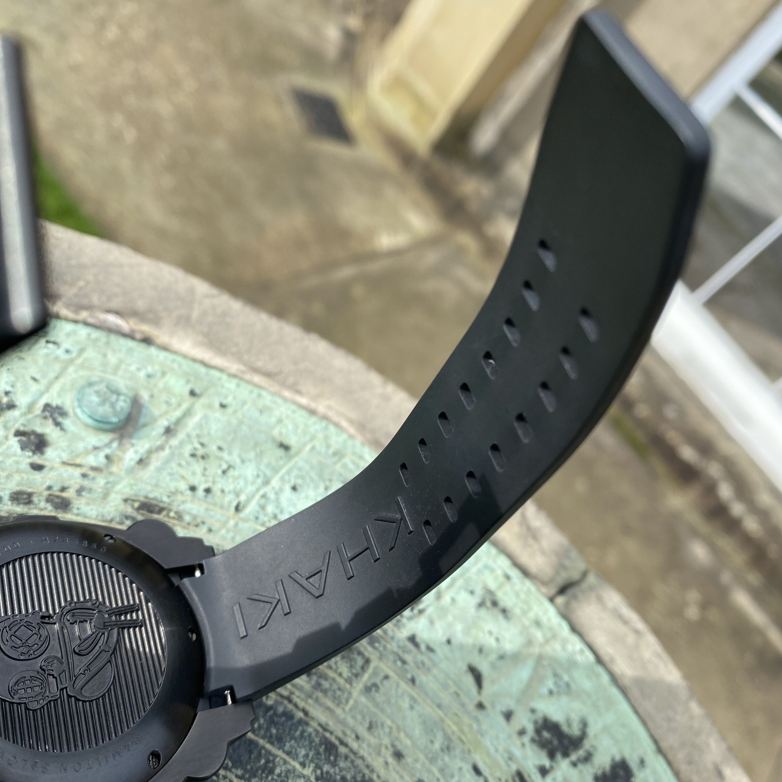 Hamilton Khaki BeLOWZERO Automatic 1000m Black PV… - image 9