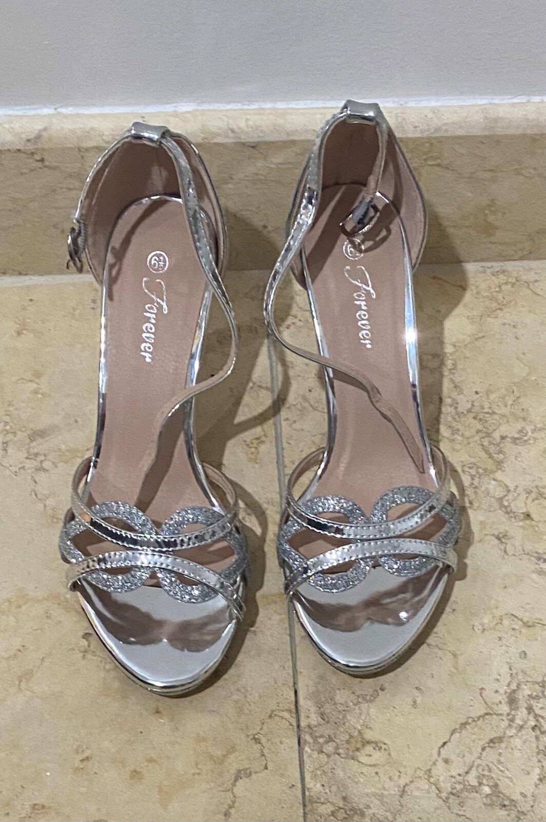 Women Silver shoes NEW size 6.5 (more like 7) eBay