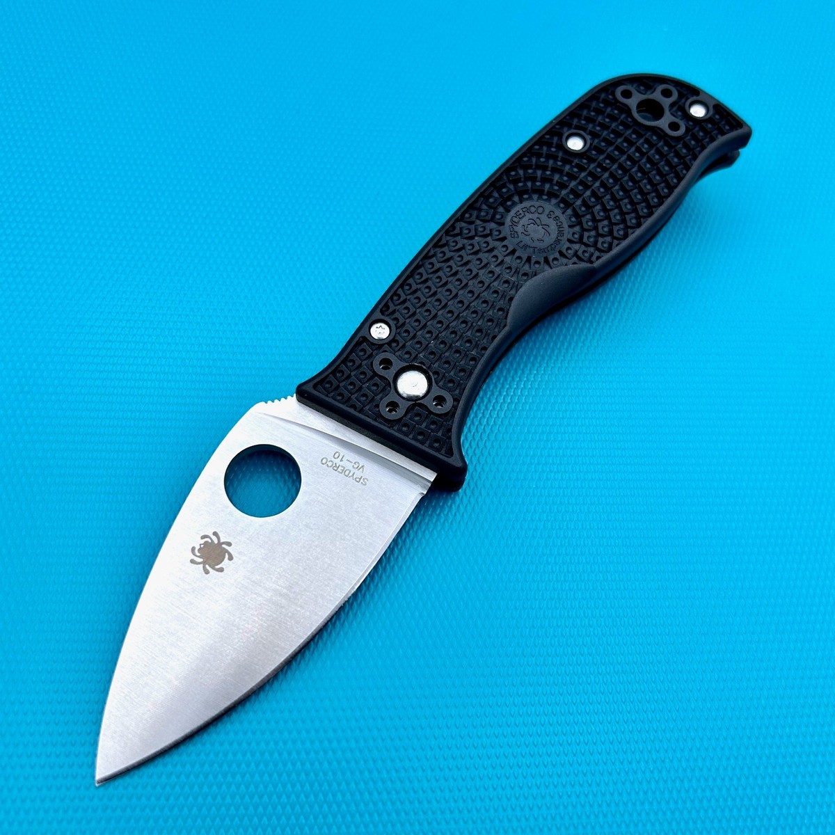 Spyderco Lil' Temperance 3 C69PBK3 Flat Ground VG-10 Steel FRN