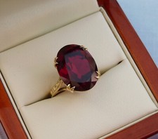 VINTAGE W & G 9CT YELLOW GOLD SYNTHETIC OVAL RED SPINEL RING 4.8g - SIZE K 1/2
