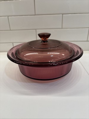 Corning Ware VISION Cranberry Glass 24 Oz V-30-B Ribbed Covered Casserole w/lid
