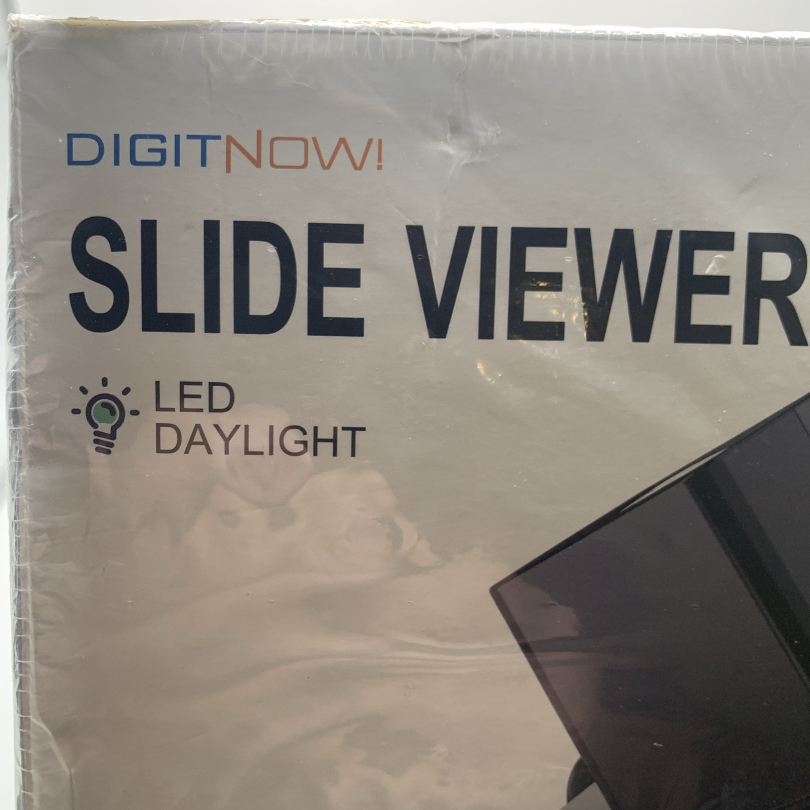 Rybozen 35mm Slide Viewer LED Daylight 3X Magnification AA Battery Powered Desk 