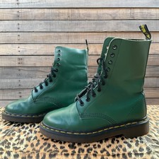 Vintage Dr. Martens 1490 England 1990s UK4 US6 Green 10-Eye Boots