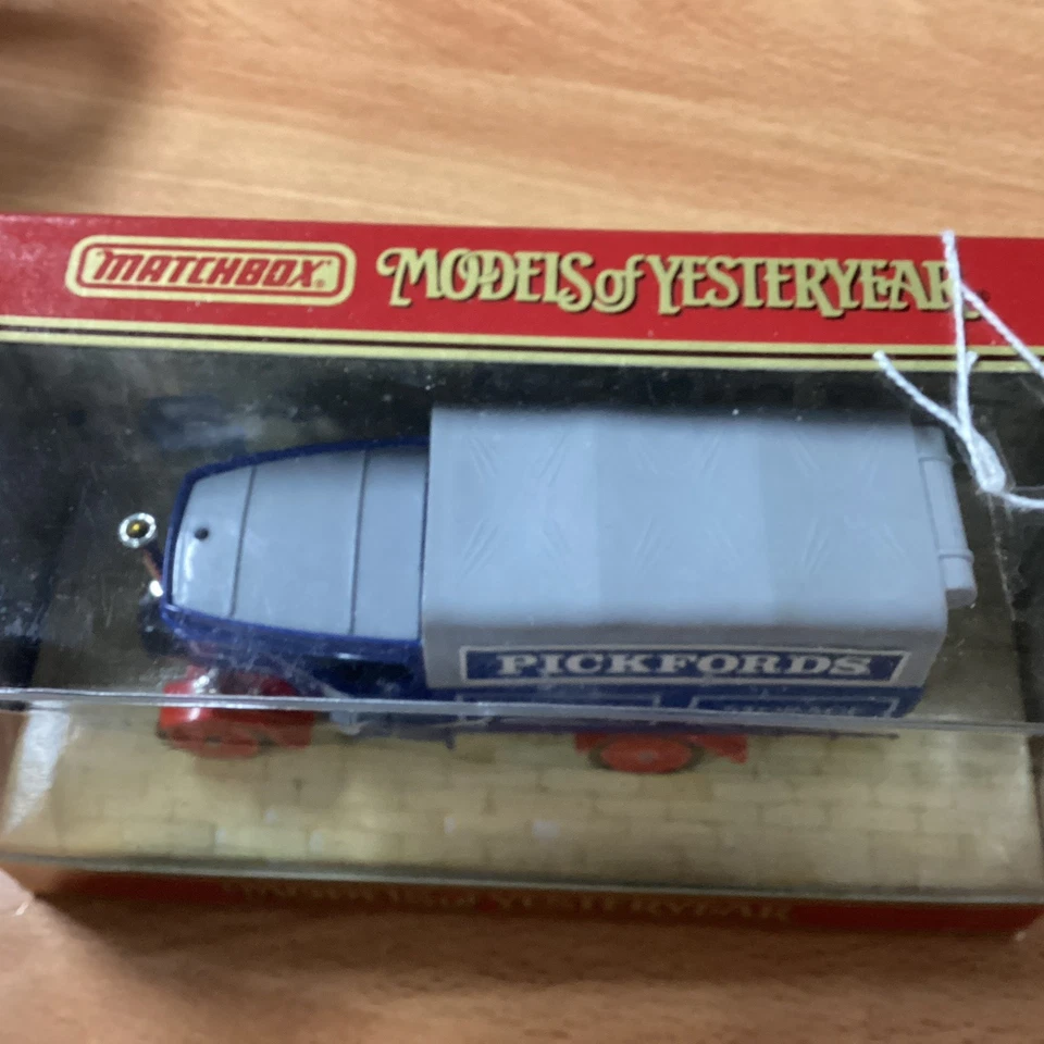 Matchbox Models of Yesteryear Y-27 1922 Foden Steam Lorry Pickfords New Vintage  - Image 2 of 4