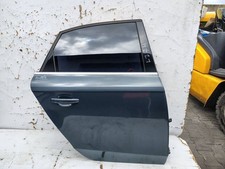 Porte arrière et accessoires Audi S4