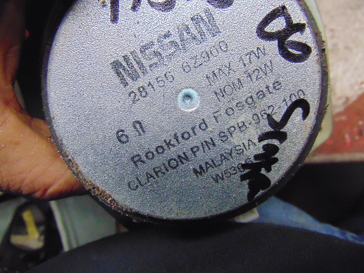 2004-2006 Nissan Sentra OEM Rockford Fosgate Front & Rear Door
