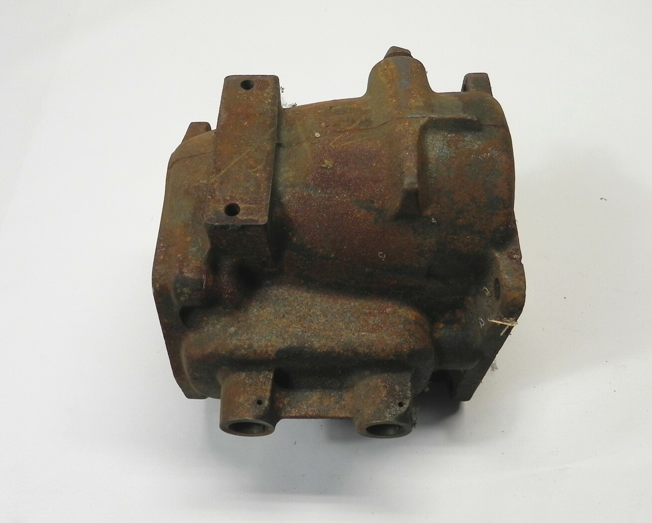 1940s-50s STUDEBAKER, WILLYS, KAISER+ | *NOS* TRANSMISSION HOUSING (BORGWARNER)