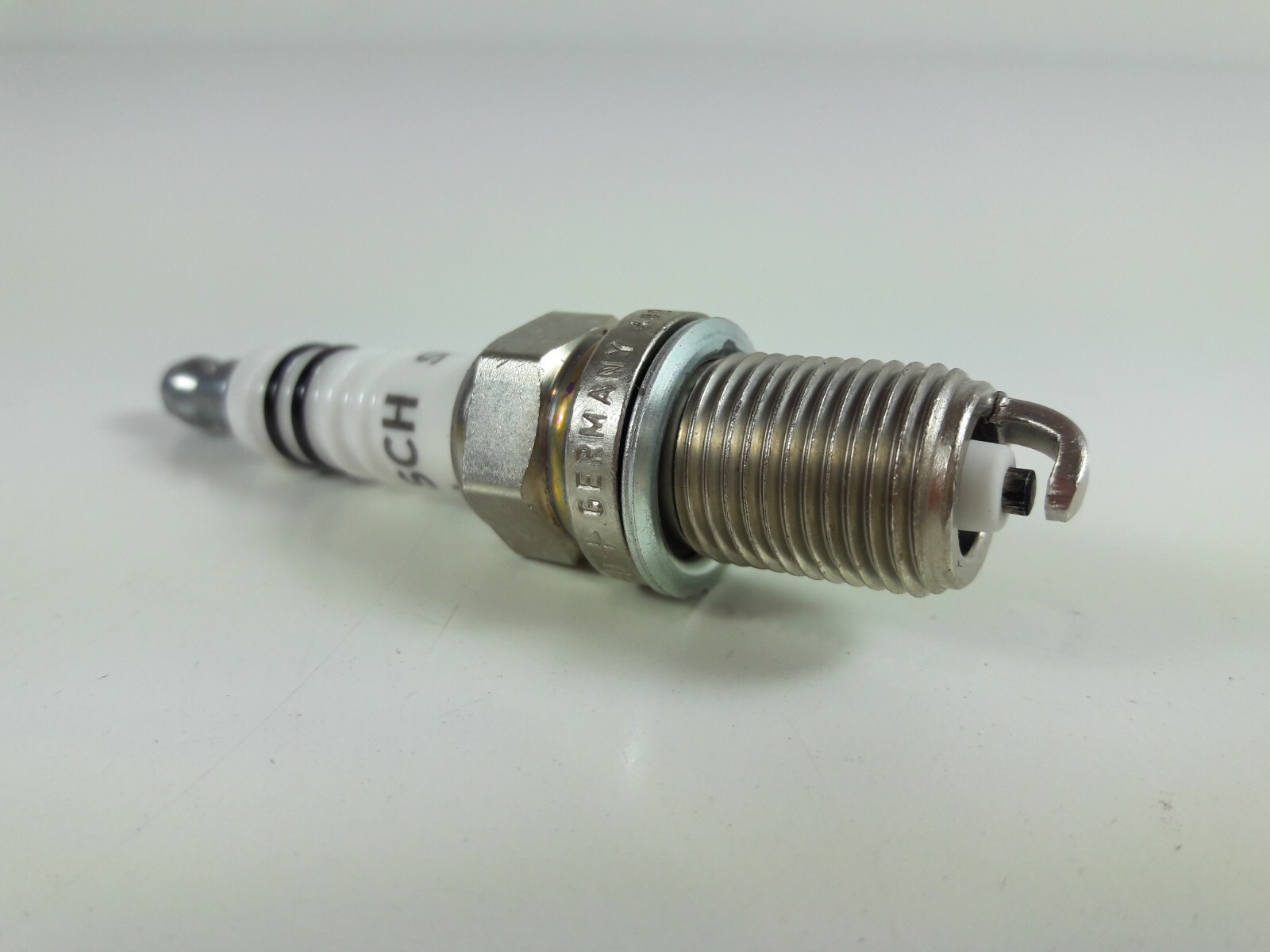1x BOSCH Spark Plug FR6D+ 0242240593 PLUS YTTRIUM eBay