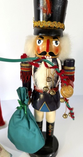 Nutcracker Village Wizard & Soldier Figurines Wooden 12" Tall Red & Green 100C - Picture 6 of 17