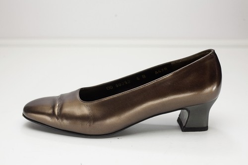 Zapatos de salón Salvatore Ferragamo 6 dorados - Imagen 2 de 12