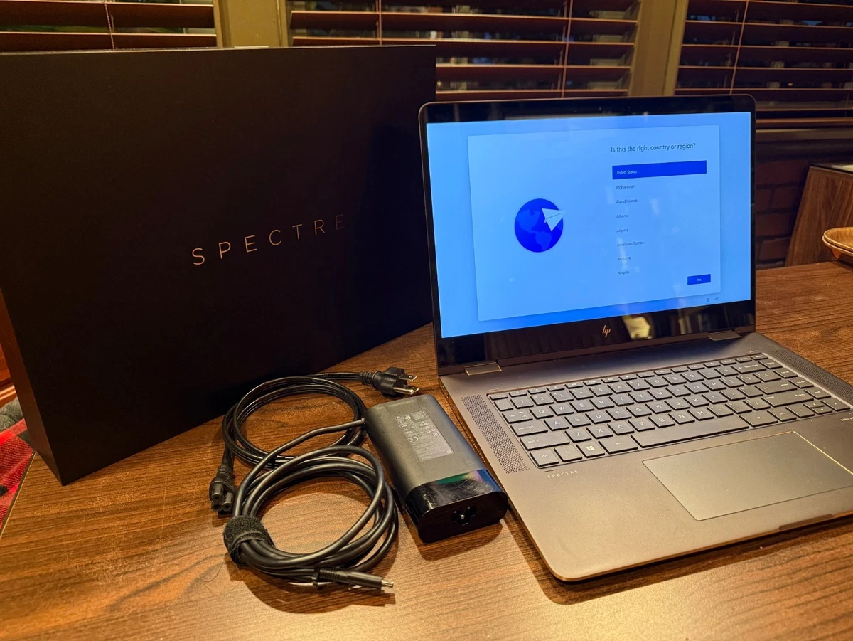 HP Spectre X360 Intel Core i7 8th Gen. 16 GB RAM PC Laptops