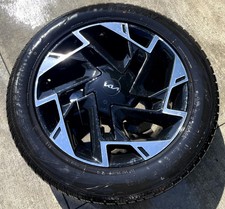 KIA SPORTAGE 19x7-1/2 5 SPOKE ALLOY WHEEL RIM W/ TIRE (ONLY#1) 2023-2025 #109232