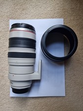 Canon EF 100-400mm f/4.5-5.6L IS USM Zoom Lens w/ Hood Tripod Ring