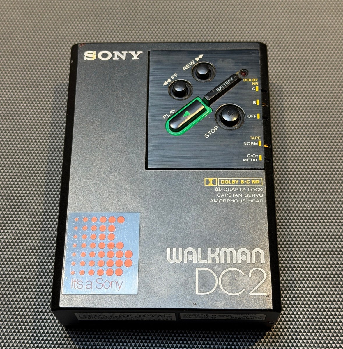 Sony Walkman WM-DC2 Cassette Player AMORPHOUS HEAD EXCELLENT Sony Walkman WM-DC2 Cassette Player AMORPHOUS HEAD EXCELLENT