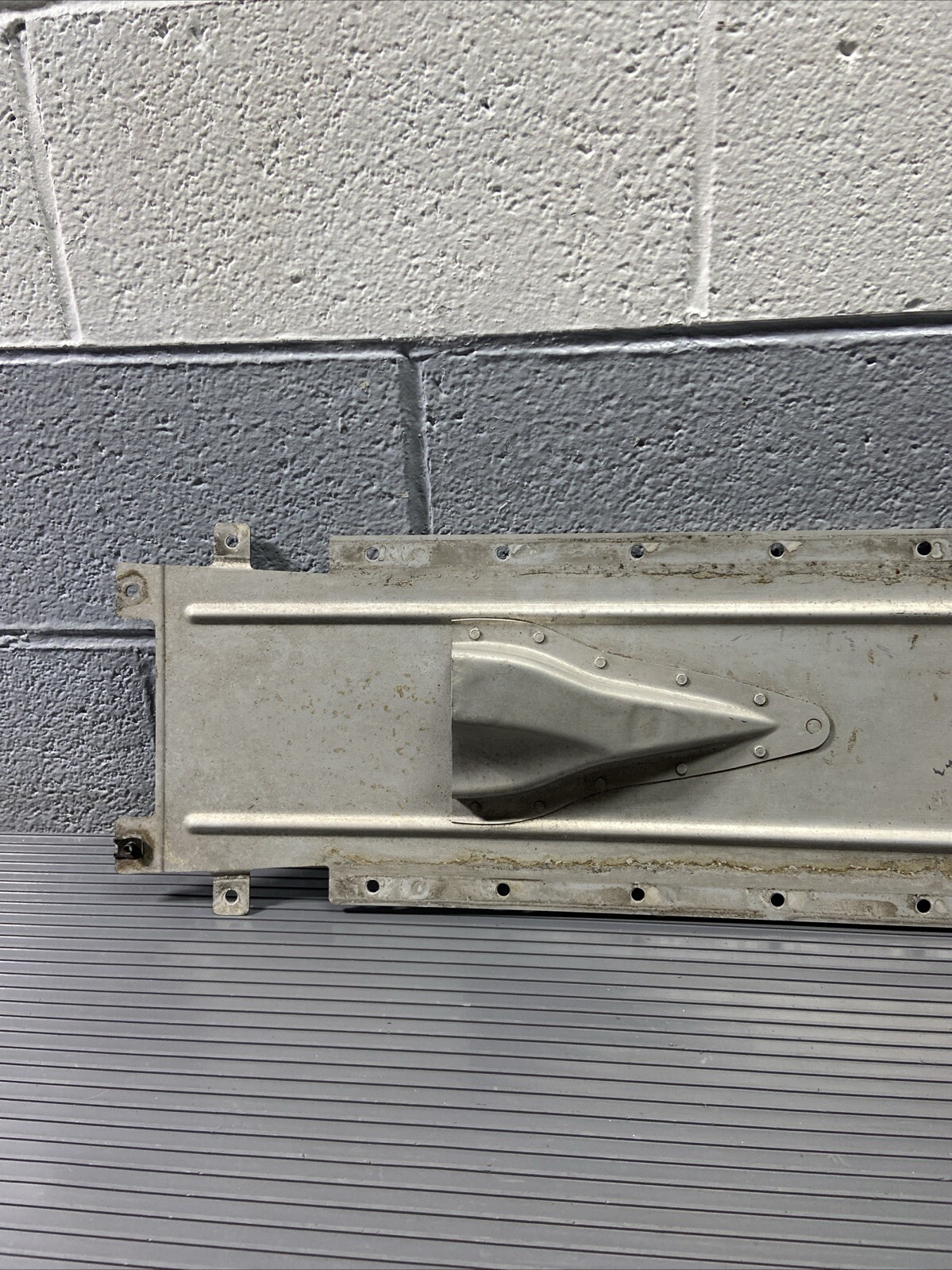 Audi R8 2008-2015 Mud flap