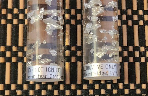 Rare Mid Century 60s Clear w/Silver Flecks 12" Lucite/Acrylic Decorative Candles - Picture 4 of 4
