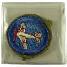 AERONAUTICS Type C Tan Narrow Crimped 1936-1946 Air Scout Blue Merit Badge (UT15