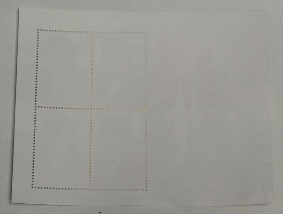 Hoja de recuerdo de estampillas de Tuvalu de $3 de Elvis Presley 4 estampillas 2005 70 aniversario 2006 Foto 4 de 4