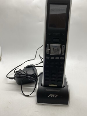 RTI T2X Touchscreen Fernbedienung mit Dock & Netzteil getestet