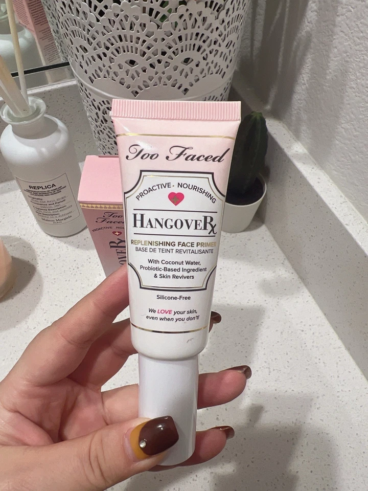 Too Faced Hangover Rx Replenishing Face Primer 40mL 1.35oz - Image 3 of 4