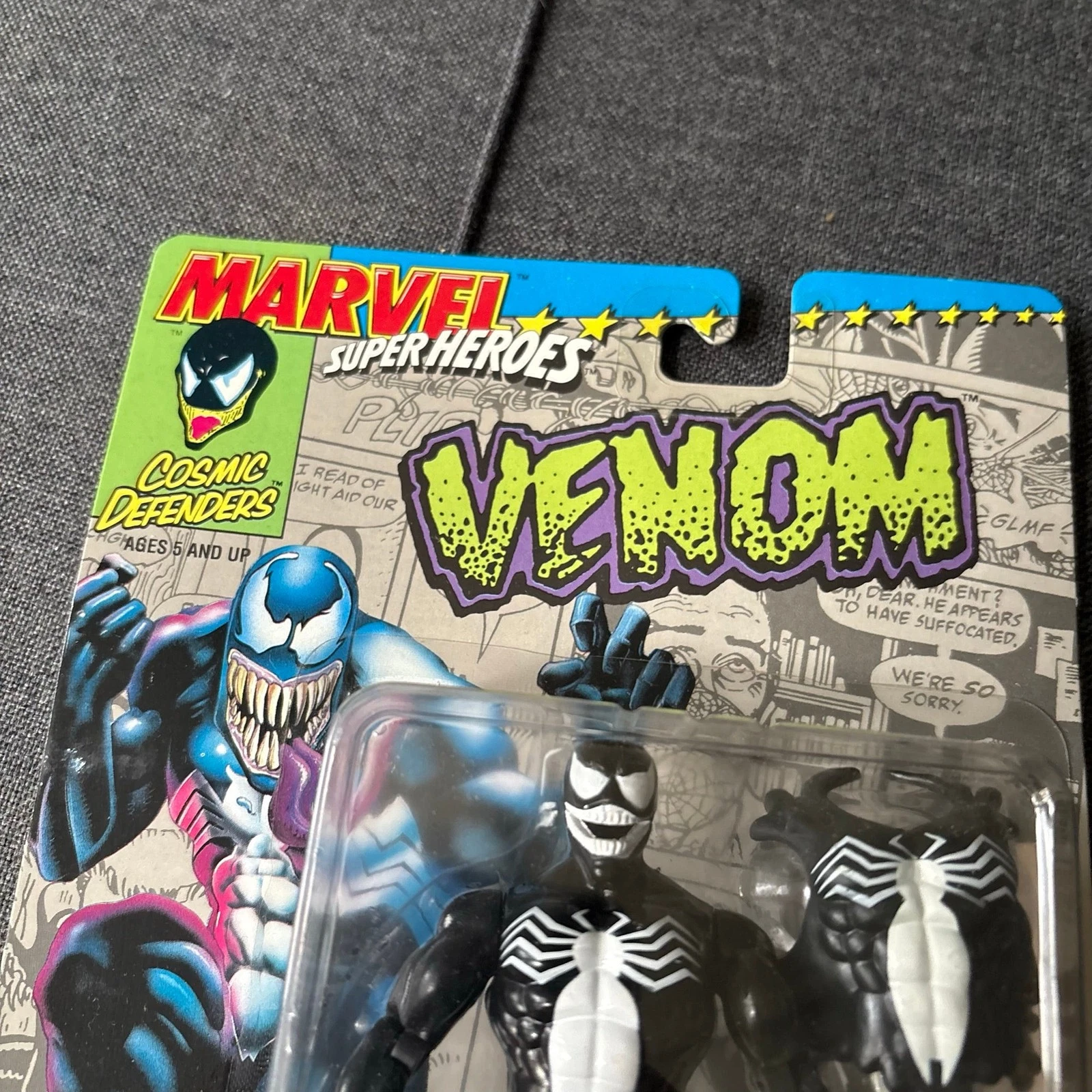 Venom Flicking Tongue Marvel Cosmic Defenders Action Figure - Vintage 92 SEALED - product detail image 3
