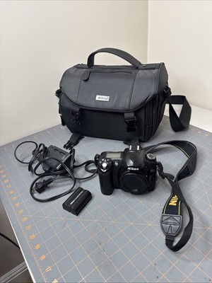 Nikon D50 FOR PARTS OR REPAIR - Broken sensor -  READ