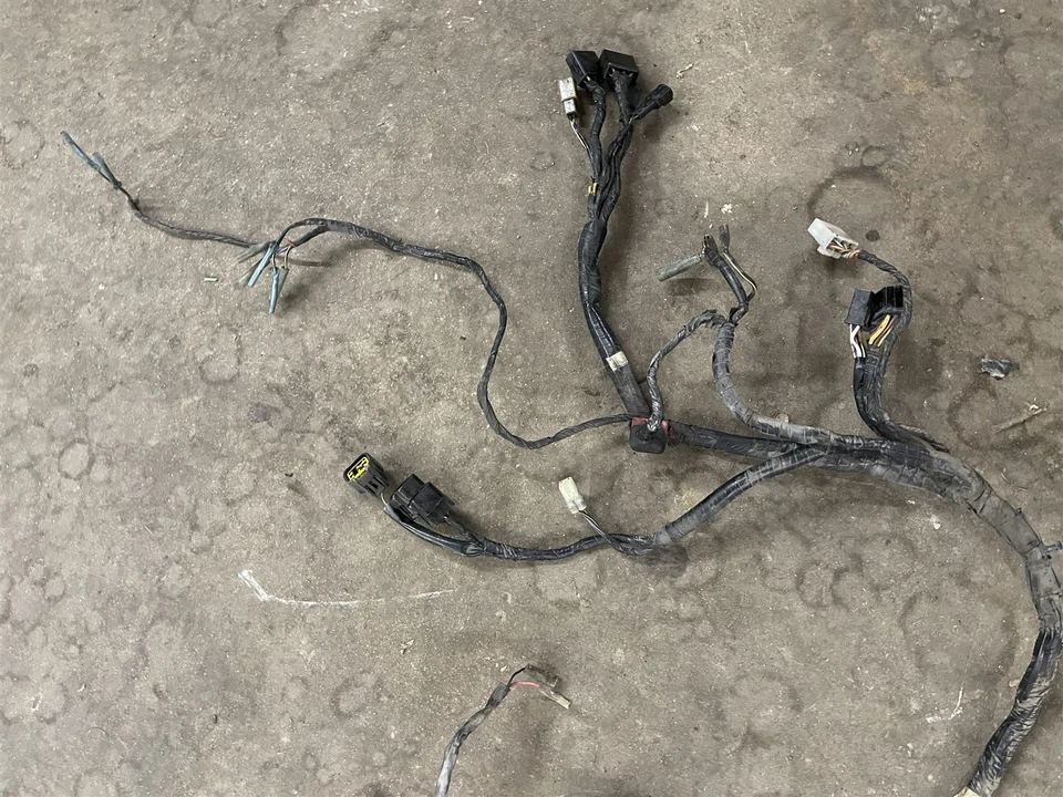 Kawasaki Vulcan Nomad 1500 VN 1500 99 00 1999 2000 OEM Main Wiring Harness - Image 4 of 4