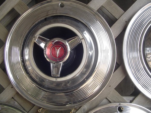 1964 PLYMOUTH FURY SAVOR GTX RD RUNNER BELVEDERE SATELLITE HUBCAPS WHEEL COVERS - Picture 2 of 6