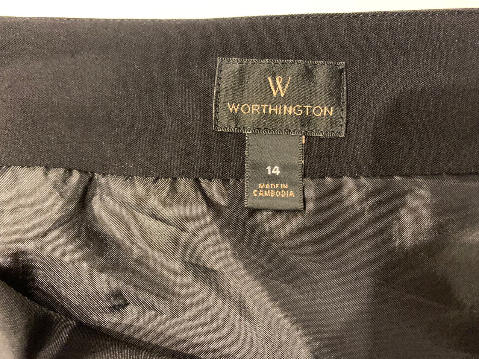 Worthington Size 14 Flared Black Skirt - image 4