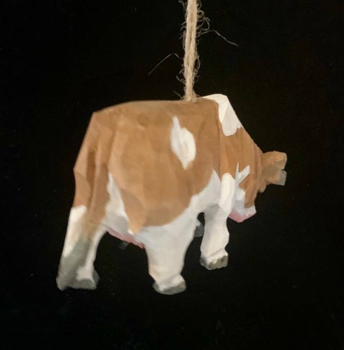 WOOD CARVED BROWN COW CHRISTMAS TREE ORNAMENT~GUERNSEY~FARM ANIMAL~CATTLE~NWT - Picture 3 of 4