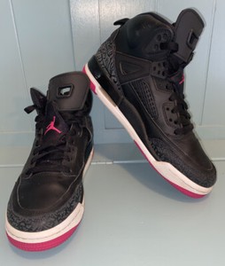 jordan spizike black and pink