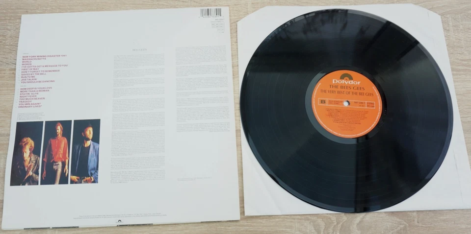 THE VERY BEST OF THE BEE GEES - ORIGINAL 1990 U.K VINYL COMPILATION LP - EX ! - Image 2 of 2