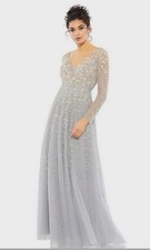 Mac Duggal Platinum Long Sleeve V-Neck Floral Embellished Gown Size 12 798