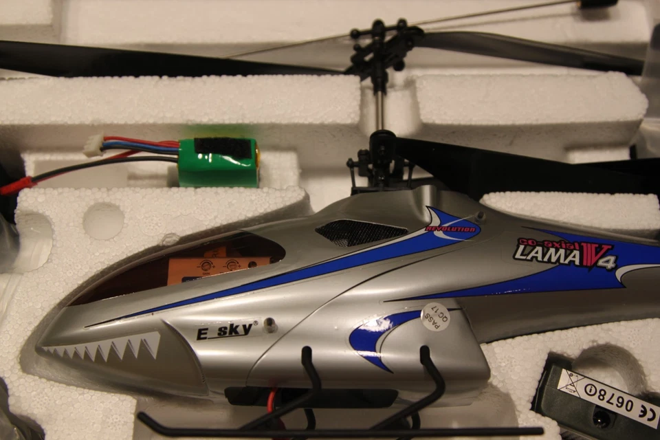 E_SKY Co Axial LAMA V 4 - REMOTE CONTROL HELICOPTER - BATTERY -CH65 NEW - Image 4 of 4