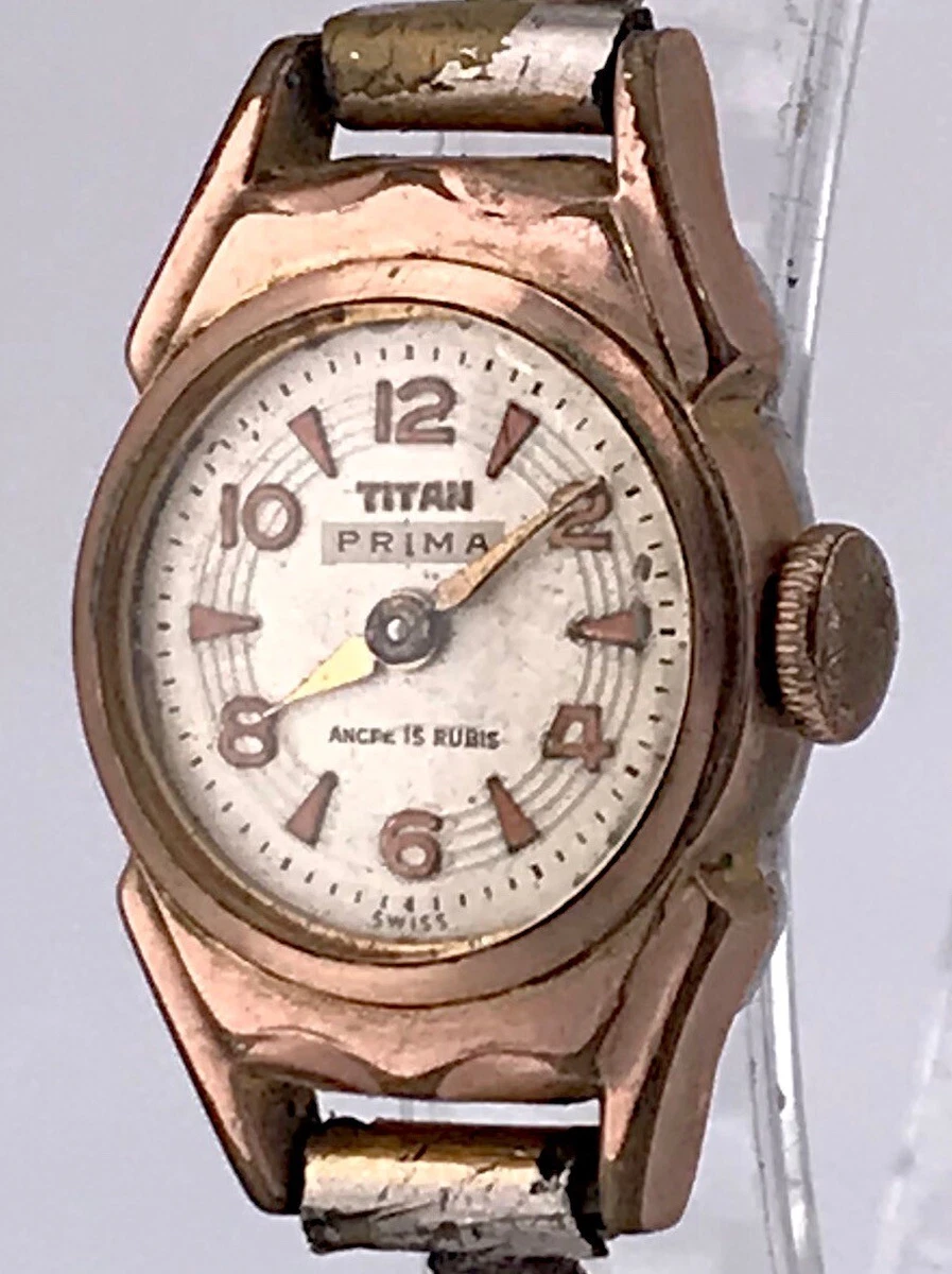 Titan watch cheap hand