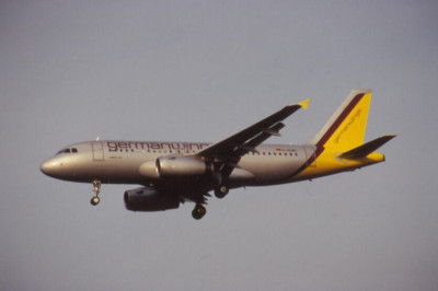 Dia Airbus A319 Germanwings Flugzeug 35mm ungerahmt O29-7-3