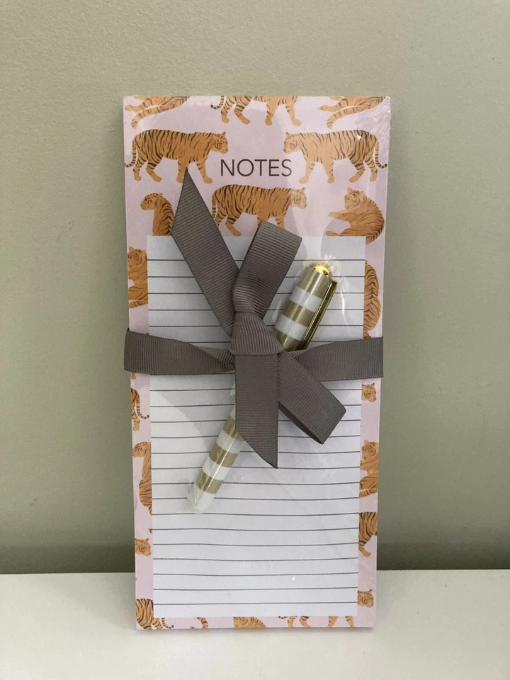 Lady Jayne Tiger Die-Cut Magnetic Note Pad With Pen