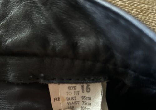 LADIES Black Leather Skirt Sz 16 Vintage Unbranded Lined Midi Classic Small Fit - Picture 11 of 13