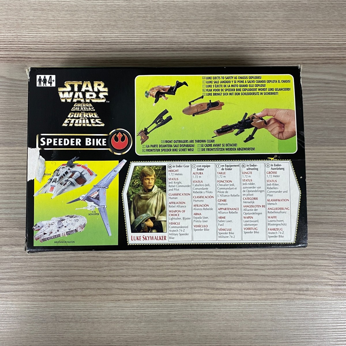 SPEEDER BIKE WITH LUKE SKYWALKER IN ENDOR GEAR LIGHTSABER POTF
