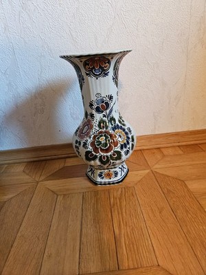 Handbemalte Keramikvase mit Blumenmuster, Delfter Flora